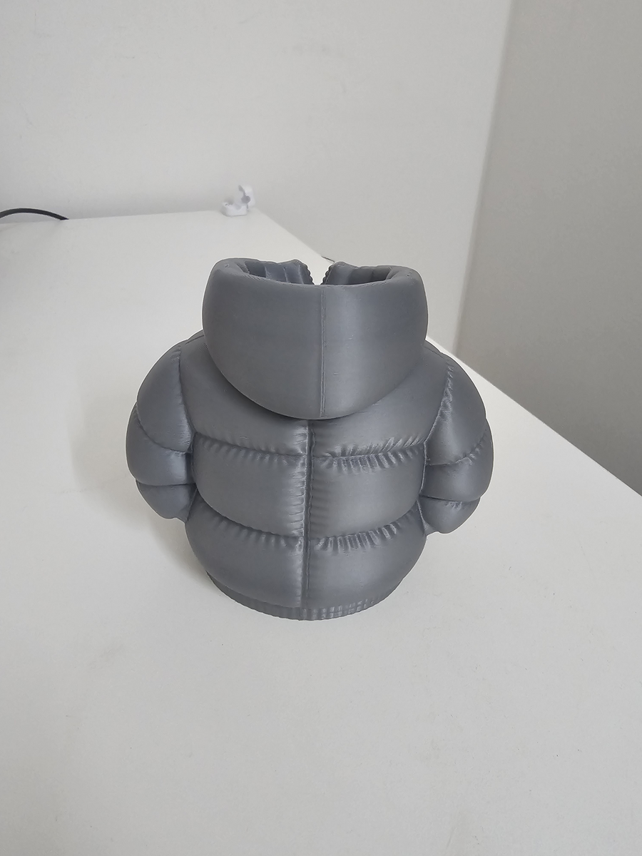 Jacket Pen Stand